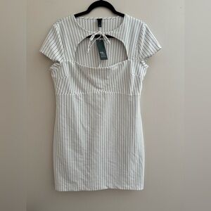 Wild Fable Women’s Short Sleeve Mini Shift Dress NWT Size XL White Black Stripe